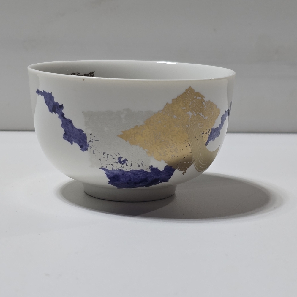 Tea Kettle And Tea Cups - Picture 9 of 14